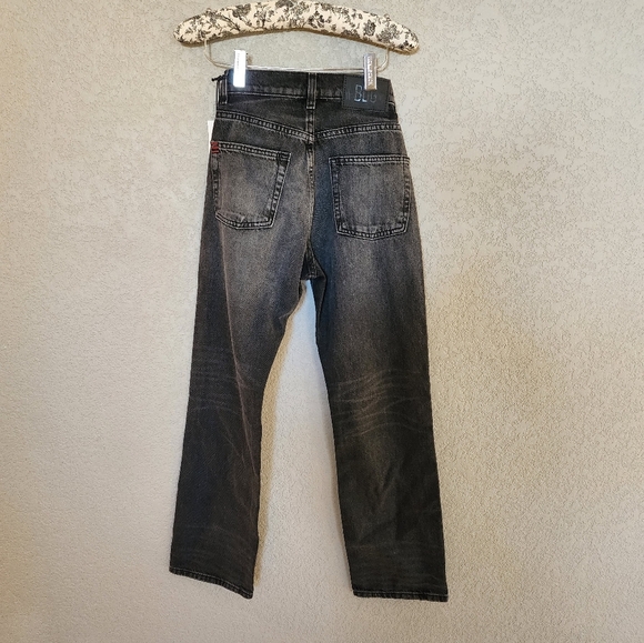 BDG urban outfitters cowboy jean Size 24 new with tags - Picture 7 of 9